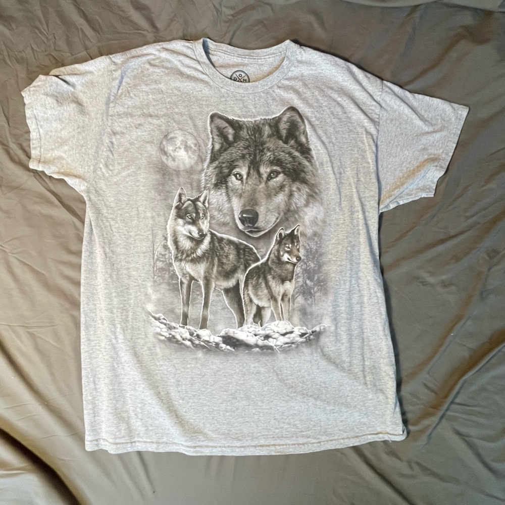 DOM Full Moon Grey Wolf Graphic Tee Size XL